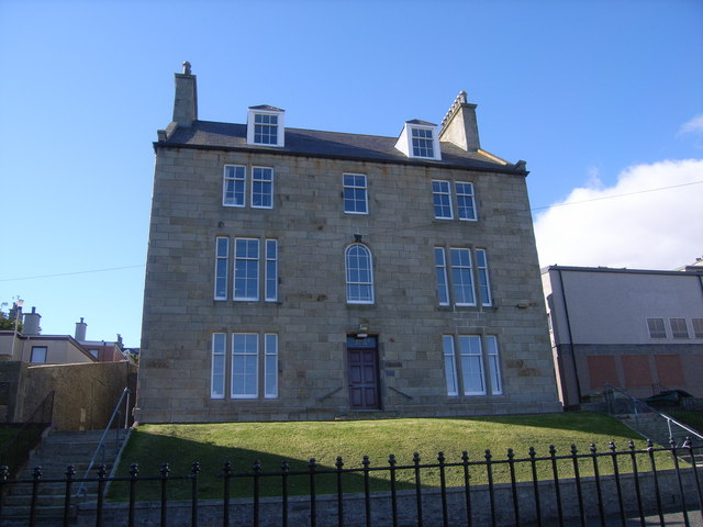 File:Glendale House, Lerwick - geograph.org.uk - 960451.jpg