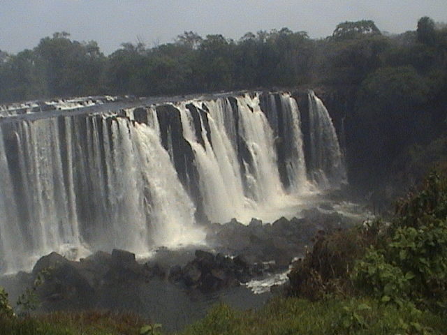 File:Lumangwe falls on the Kalungwishi river during the dry season(September-October).jpg