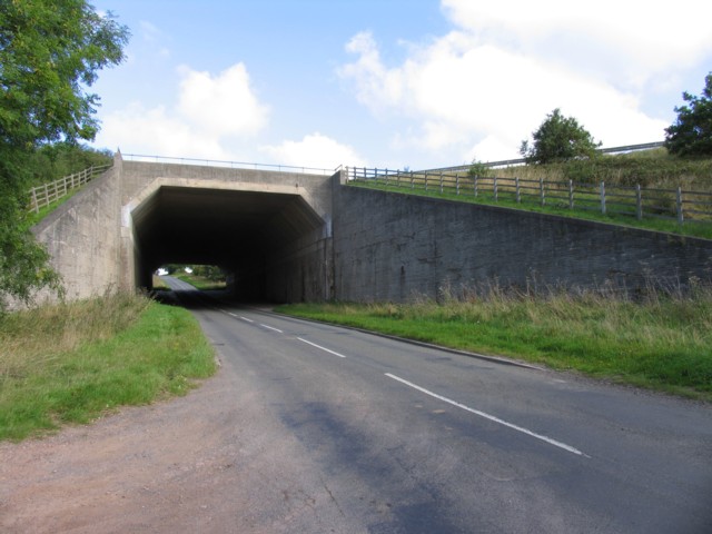 File:M1 crossing Markfield Lane - geograph.org.uk - 240289.jpg