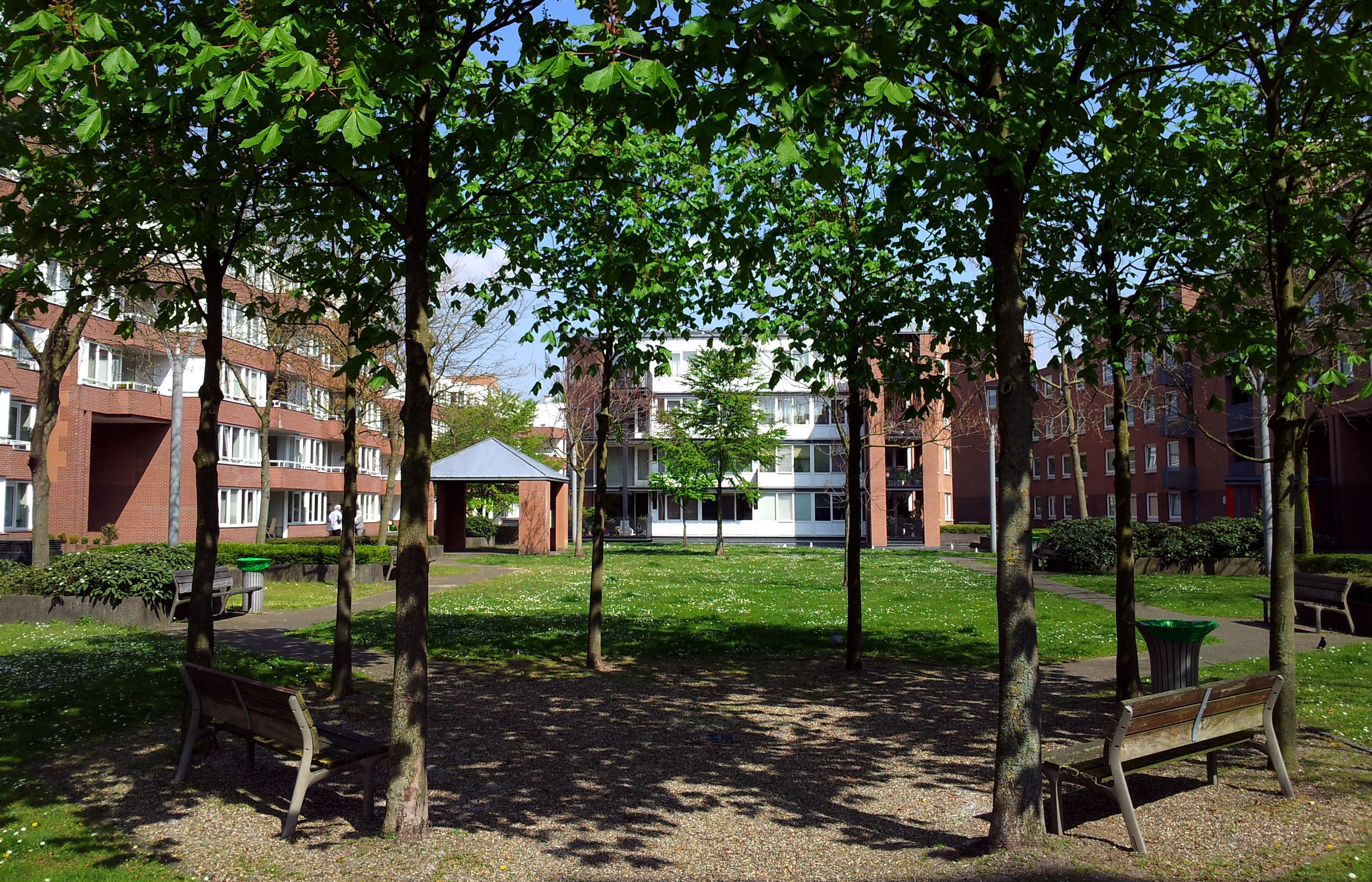 ''Jardin Céramique'' of ''Klein Circus'' aan de [[Avenue Céramique