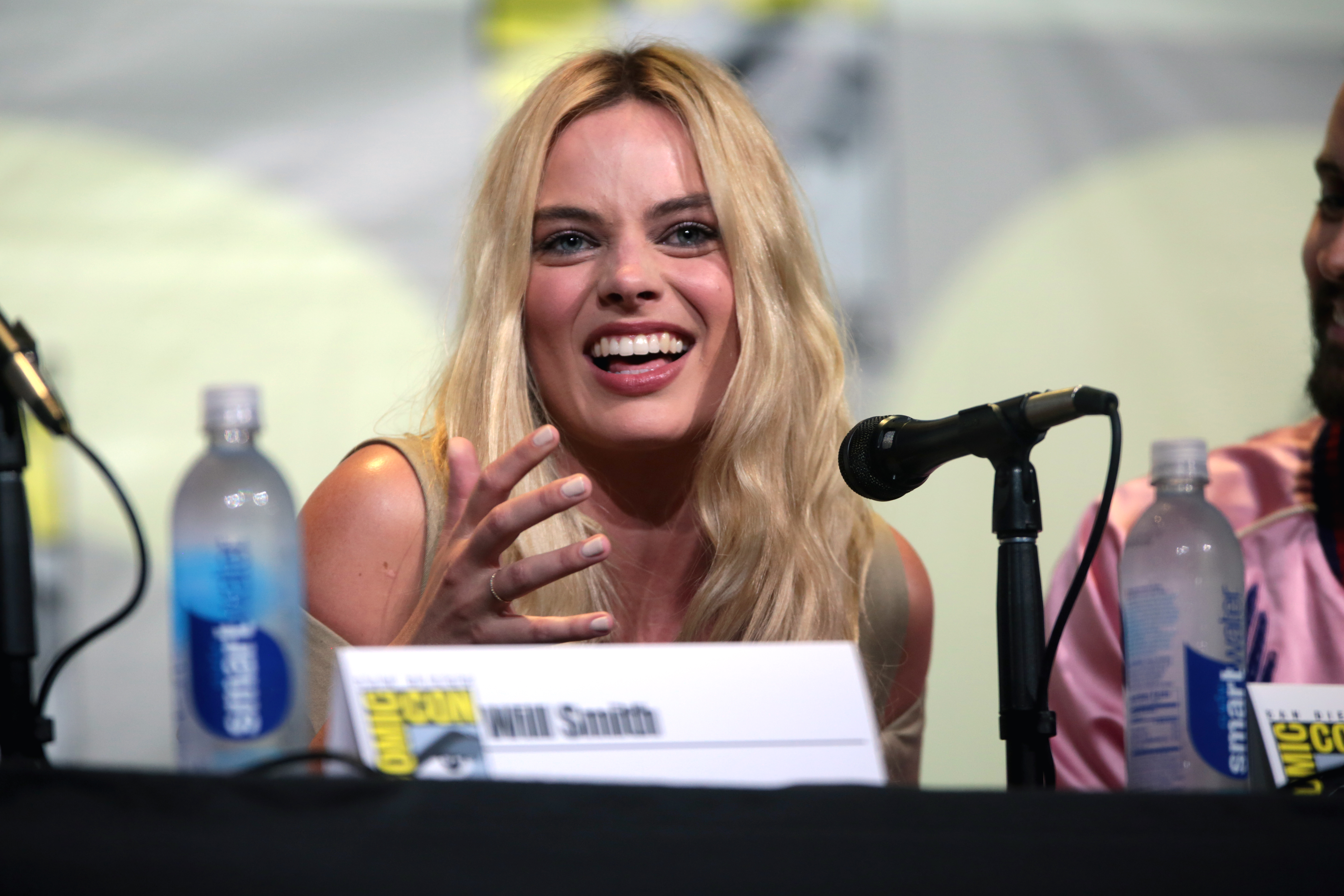 Margot Robbie - Wikipedia