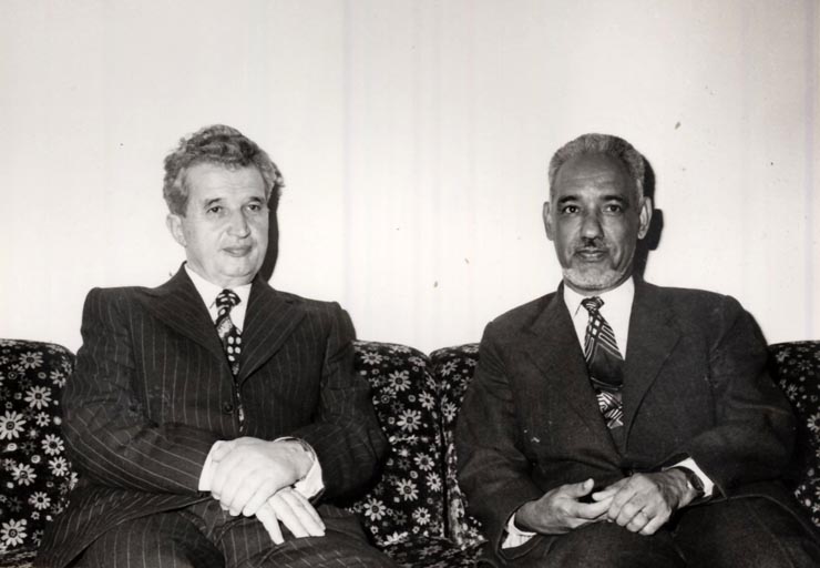 File:Moktar Ould Daddah - 1977 cropped.jpg