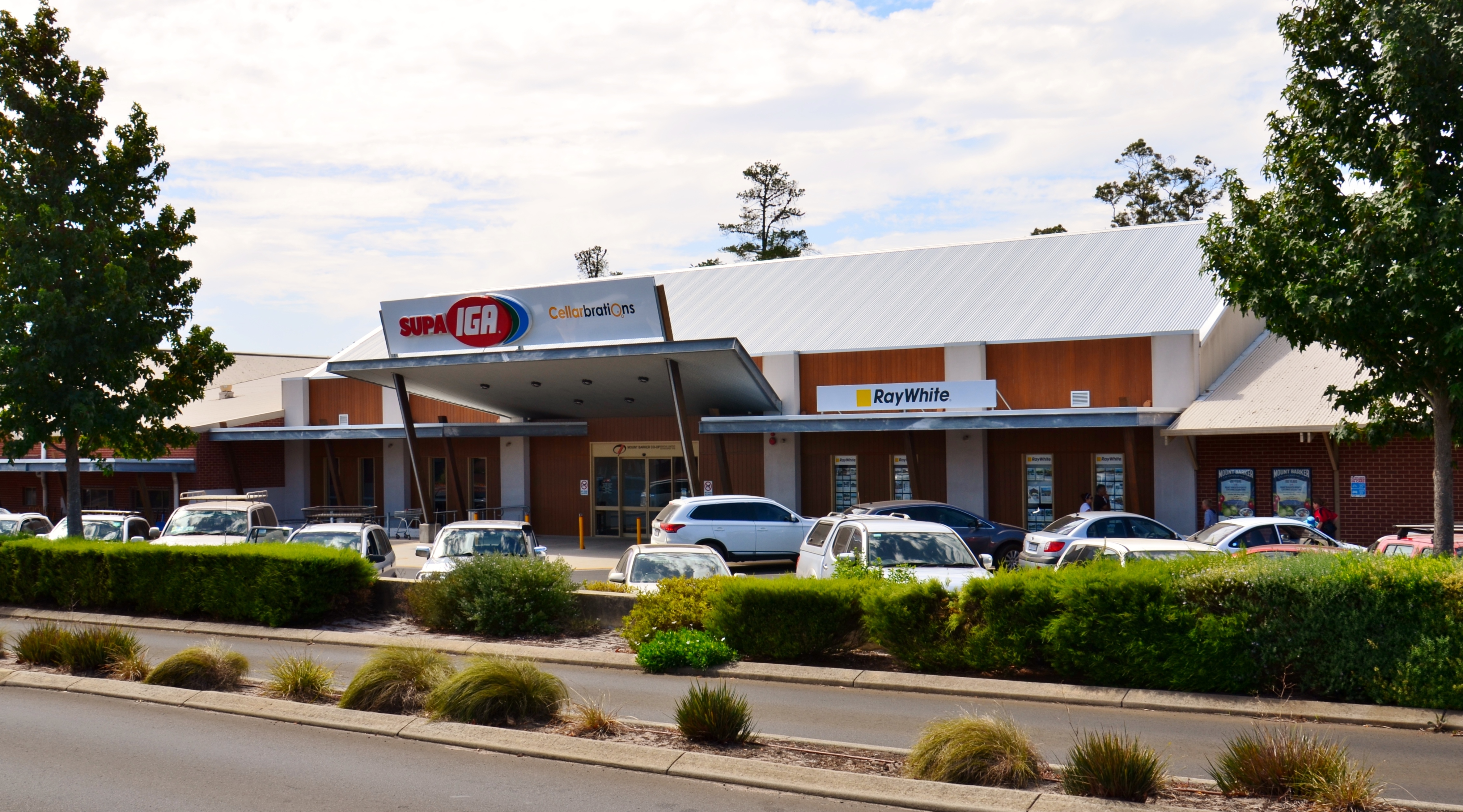 File Mount Barker Supa IGA 2018 01 .jpg Wikipedia