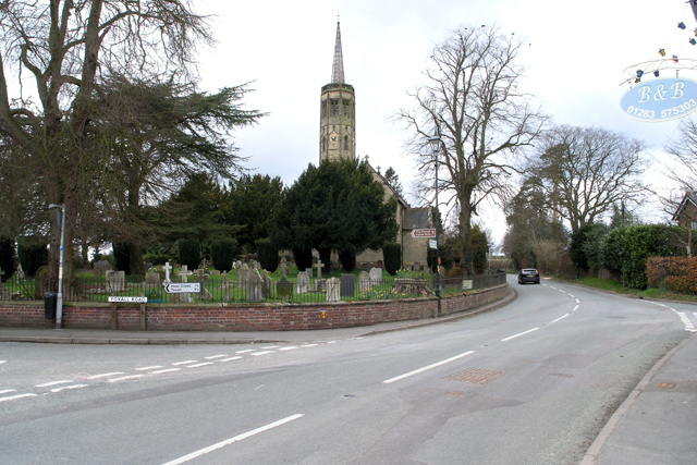 Fichier:Newborough Church and churchyard.jpg