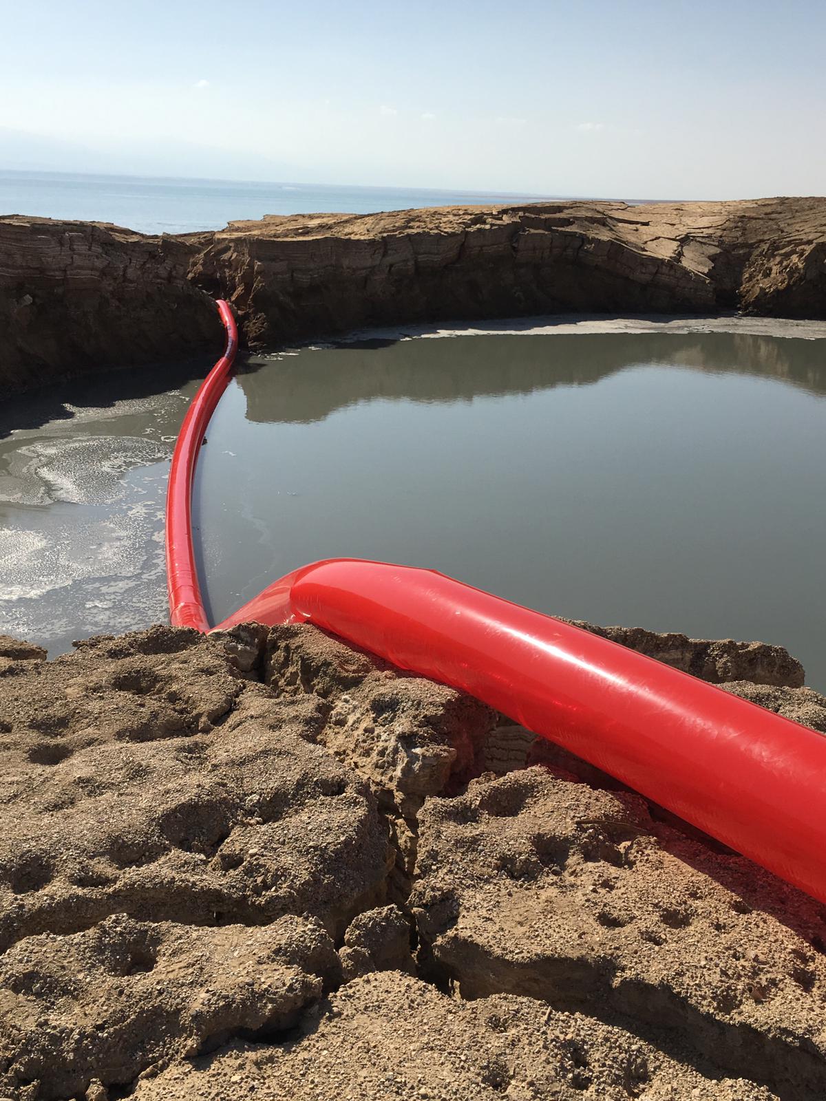 File Red Line Project Running Through Sink Holes In The Dead