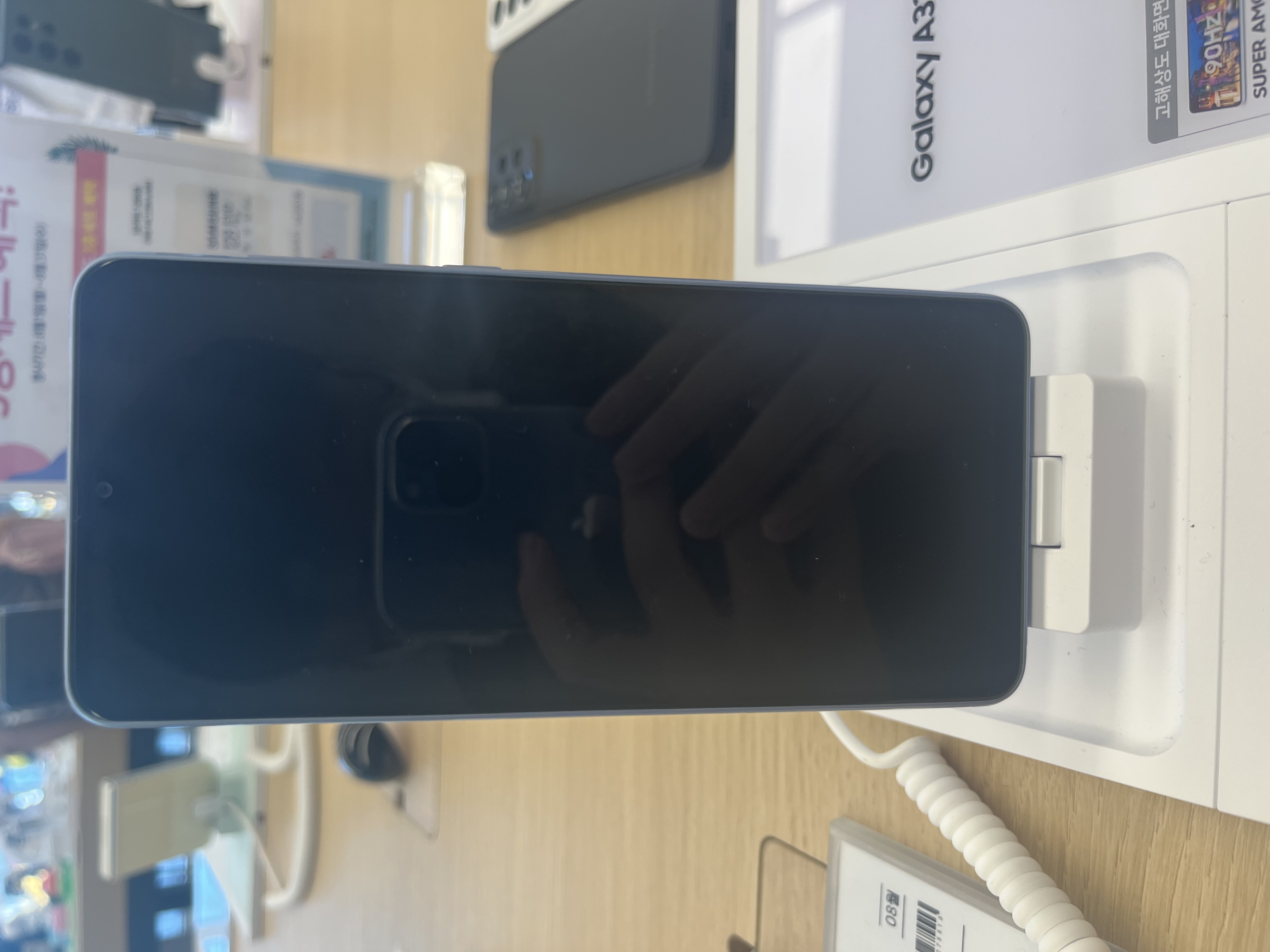 Samsung Galaxy A33 5G — Википедия