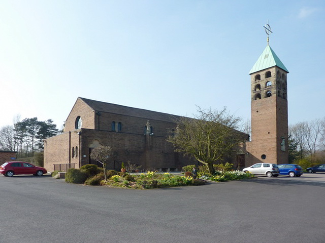 File:St Teresa's Church, Upholland.jpg