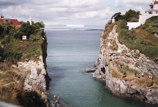 File:The Island, Newquay. - geograph.org.uk - 506350.jpg