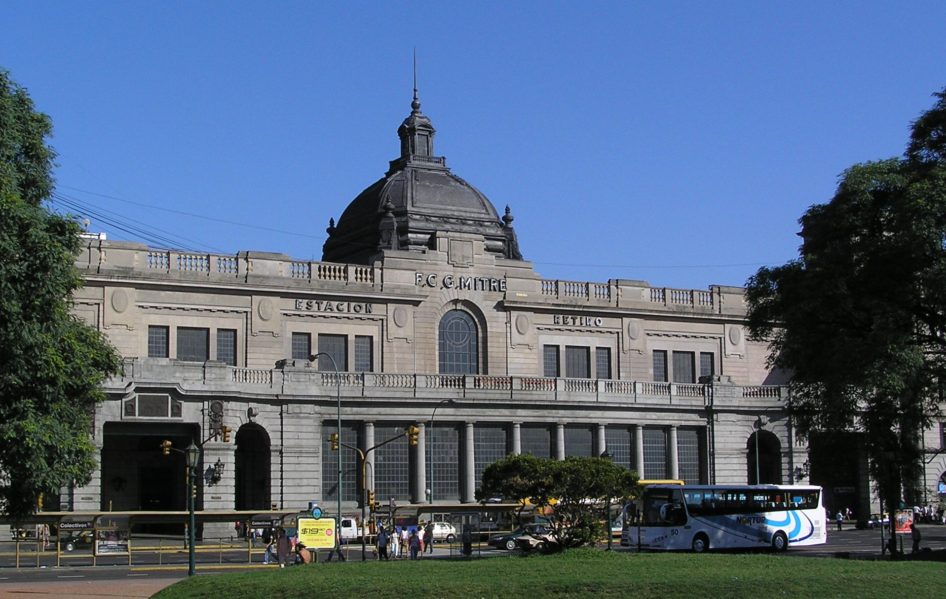 Retiro railway station - Wikipedia