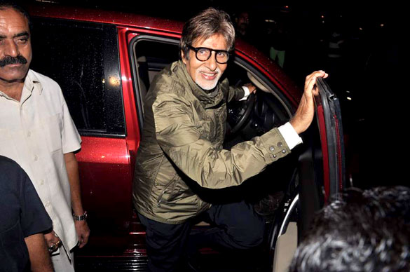 Amitabh Bachchan at the special screening of 'Bol Bachchan' 23