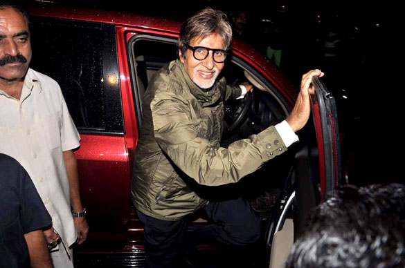 File:Amitabh Bachchan at the special screening of 'Bol Bachchan' 23.jpg