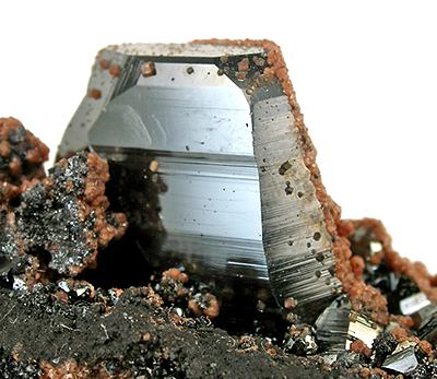 File:Andradite-Hematite-k242a.jpg