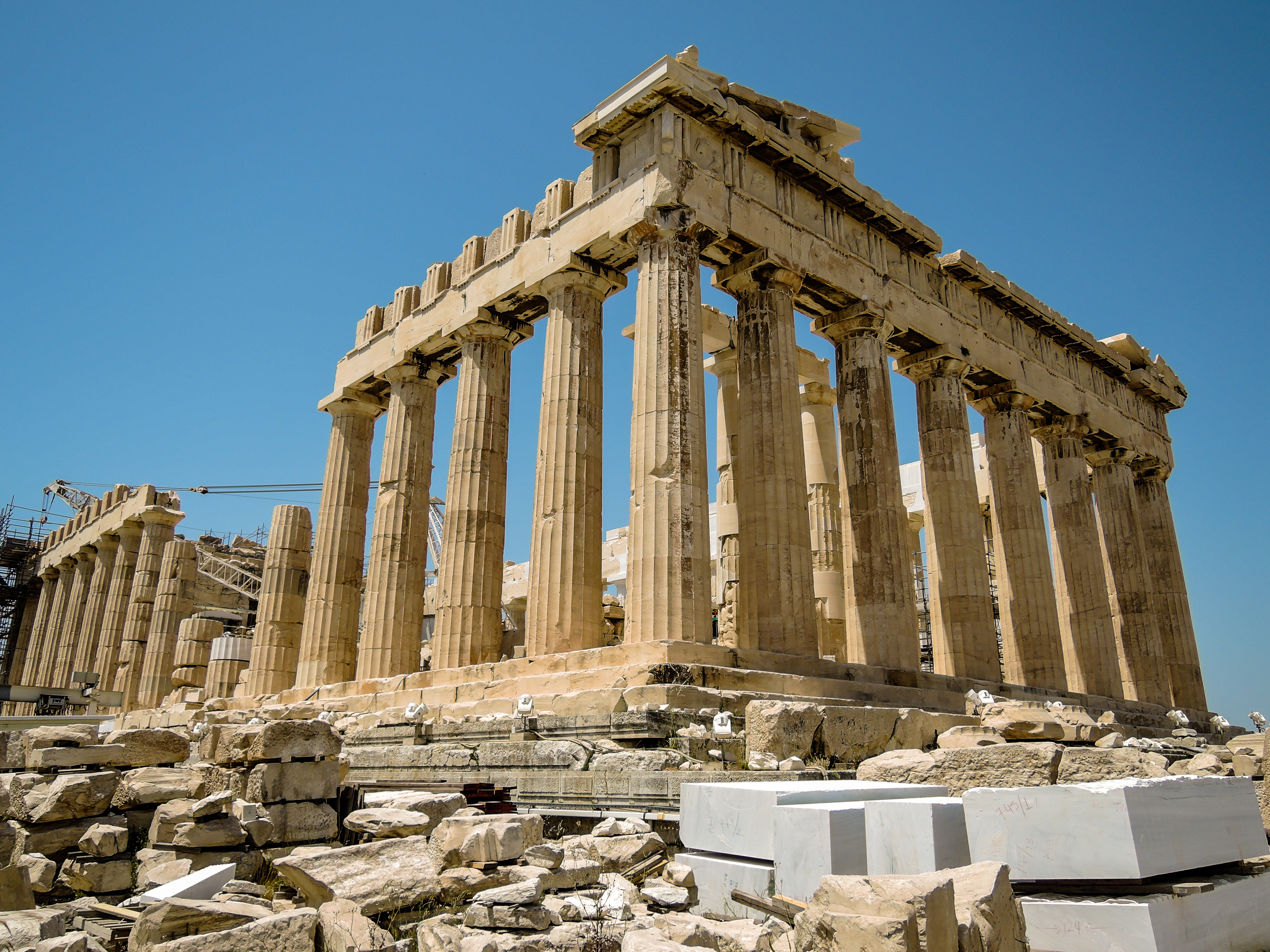 File:+ 1987 wurde die Akropolis Athens Teil des UNESCO-Welterbes. 19.jpg -  Wikimedia Commons