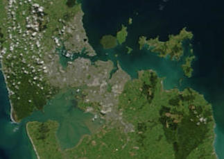 File:Auckland isthmus.arp.375pix (cropped).jpg