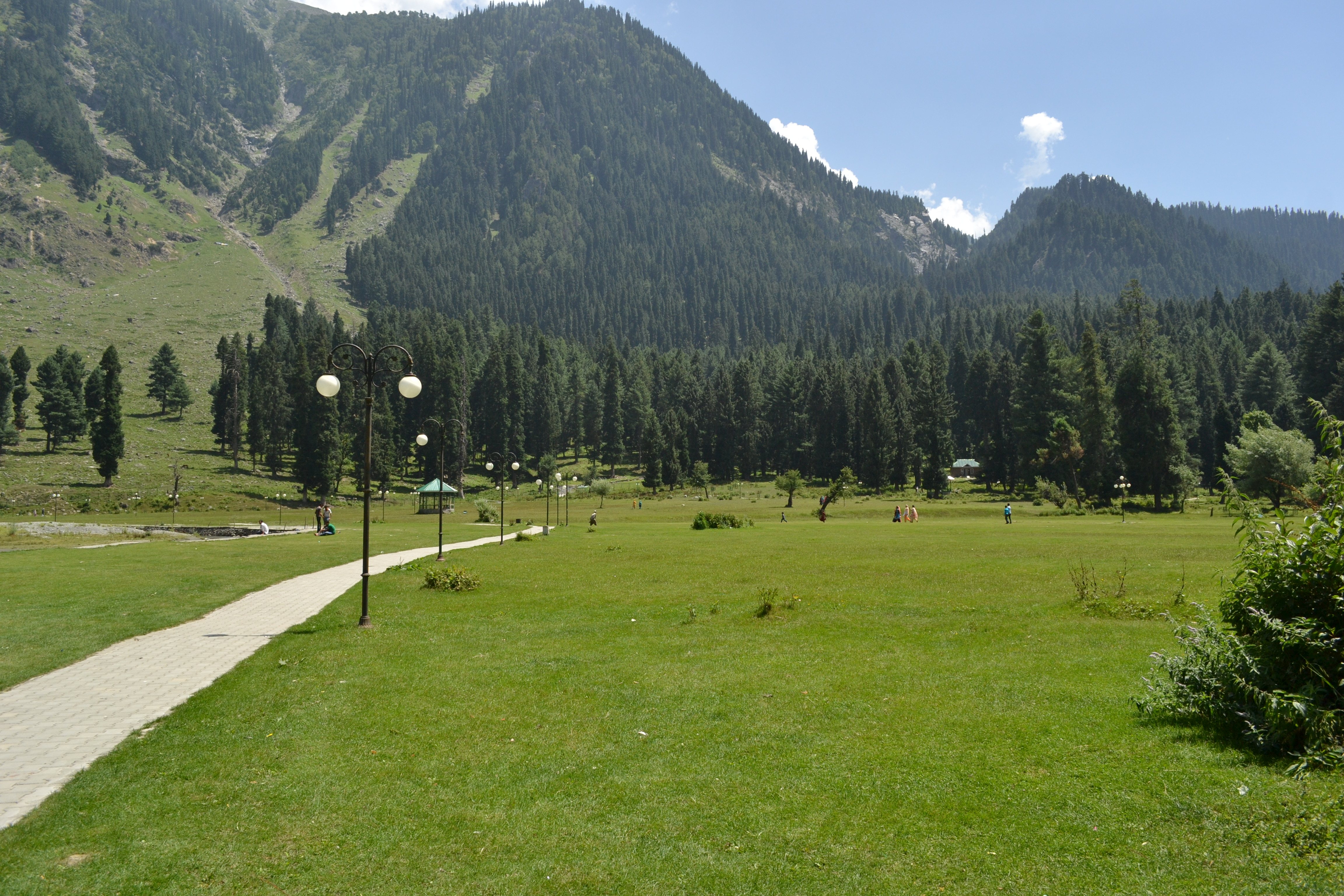 Betaab Valley - Wikipedia