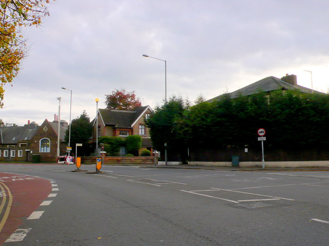 File:Cambridge Rd - geograph.org.uk - 3244973.jpg