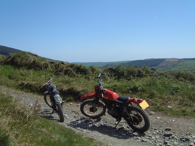 File:Classic Bikes on Dowse Road IOM - geograph.org.uk - 831124.jpg