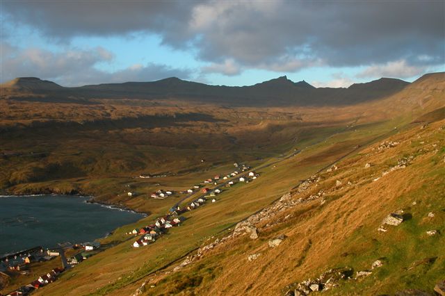 File:Hov 6 (Faroe Islands).jpg