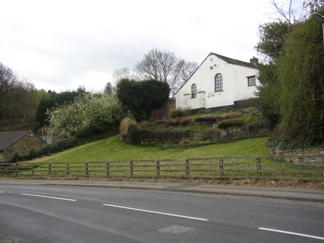 File:Ivy House, Fixby - geograph.org.uk - 160153.jpg