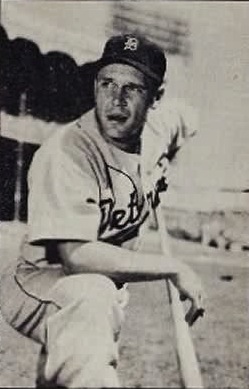 <span class="mw-page-title-main">Jim Delsing</span> American baseball player (1925–2006)