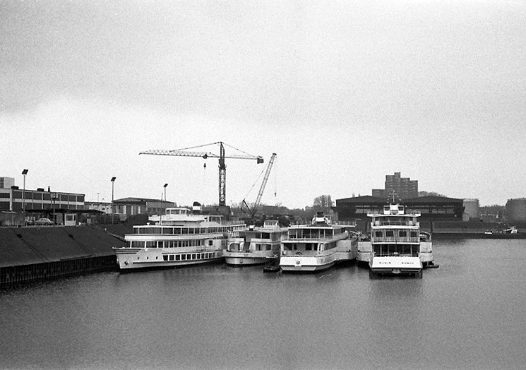 File:KD Hafen Niehl (April 1978) 03.jpg