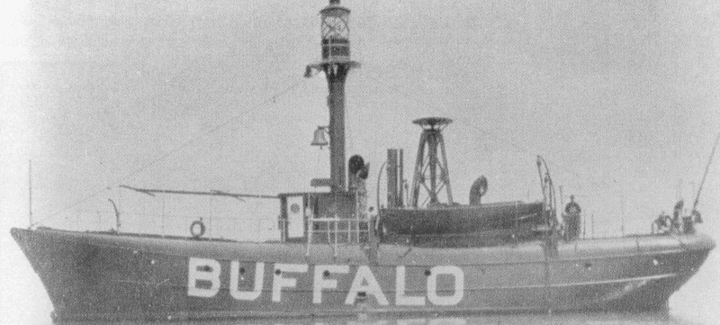 File:Lightship 82 before 1913 Great Lakes storm.png