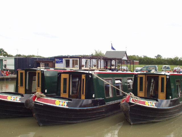 File:Napton Marina - geograph.org.uk - 30094.jpg