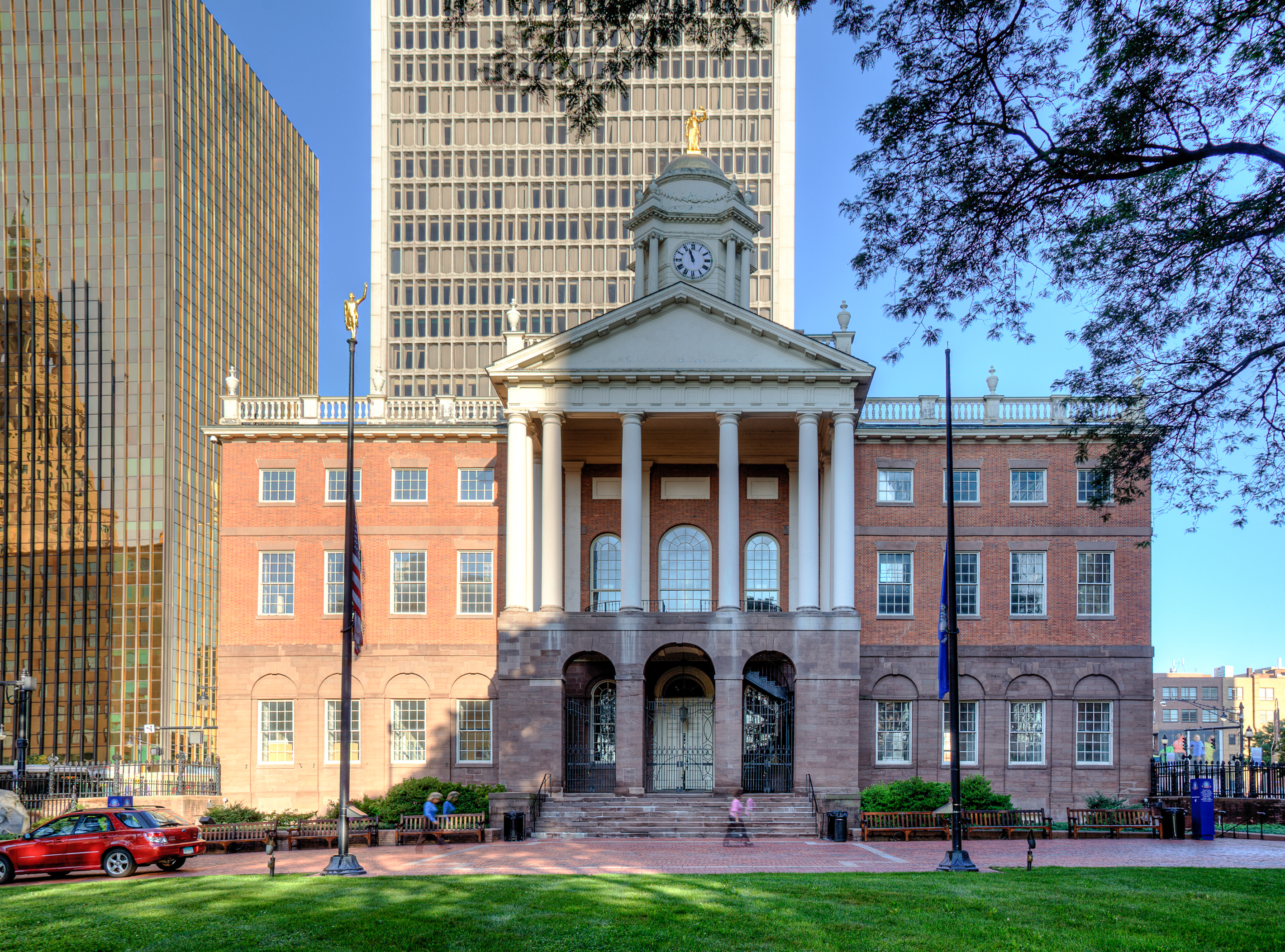 Ted's Restaurant – Connecticut's Old State House