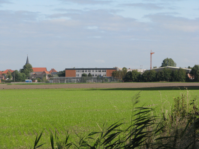 File:Schulzentrum in Freiburg (Elbe) 20100907.JPG