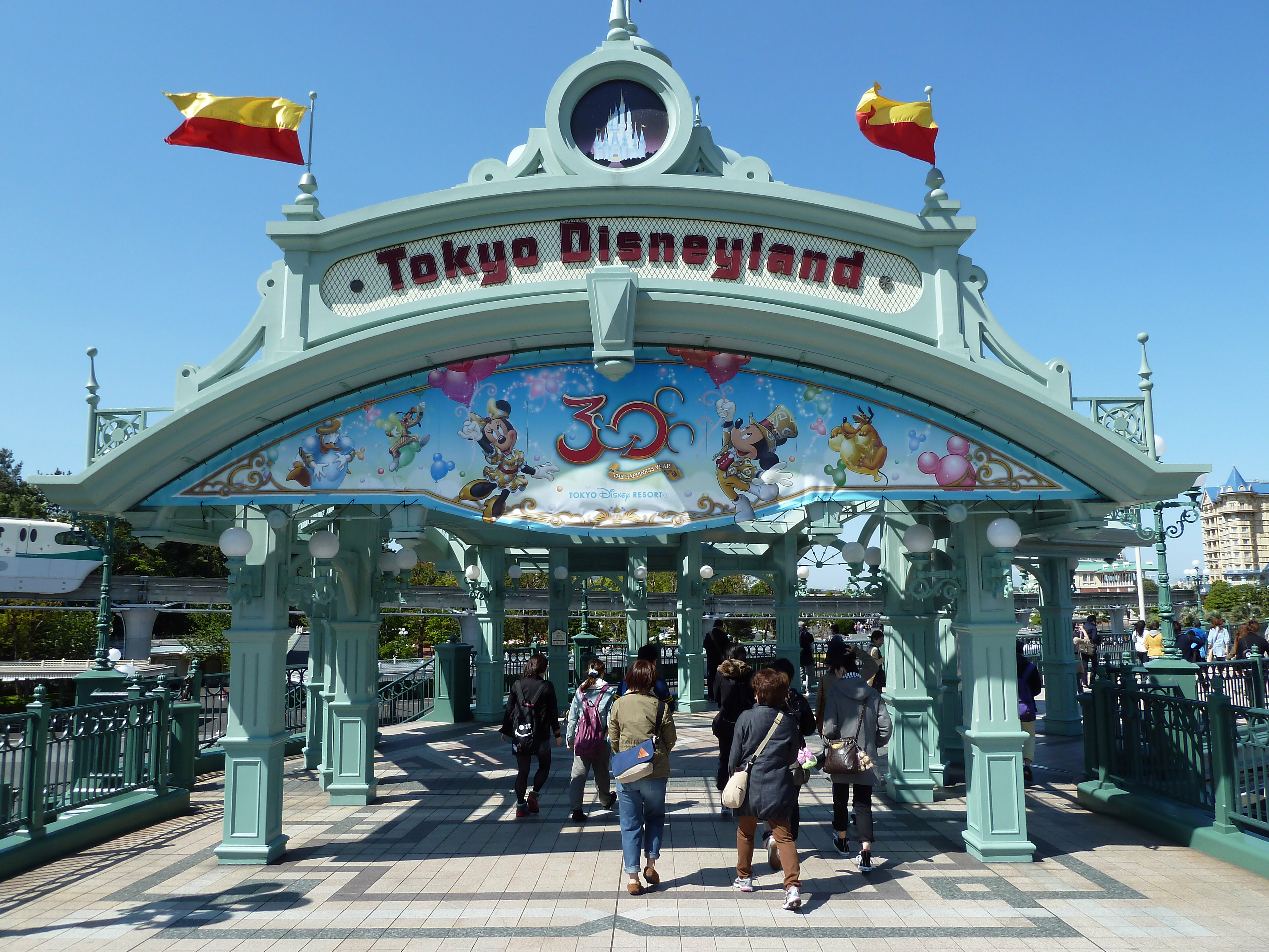 Tokyo Disneyland is oneof the top tourist spots in Tokyo