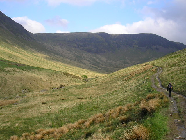 File:Track up the Carrifran Burn to Raven Craig - geograph.org.uk - 815746.jpg