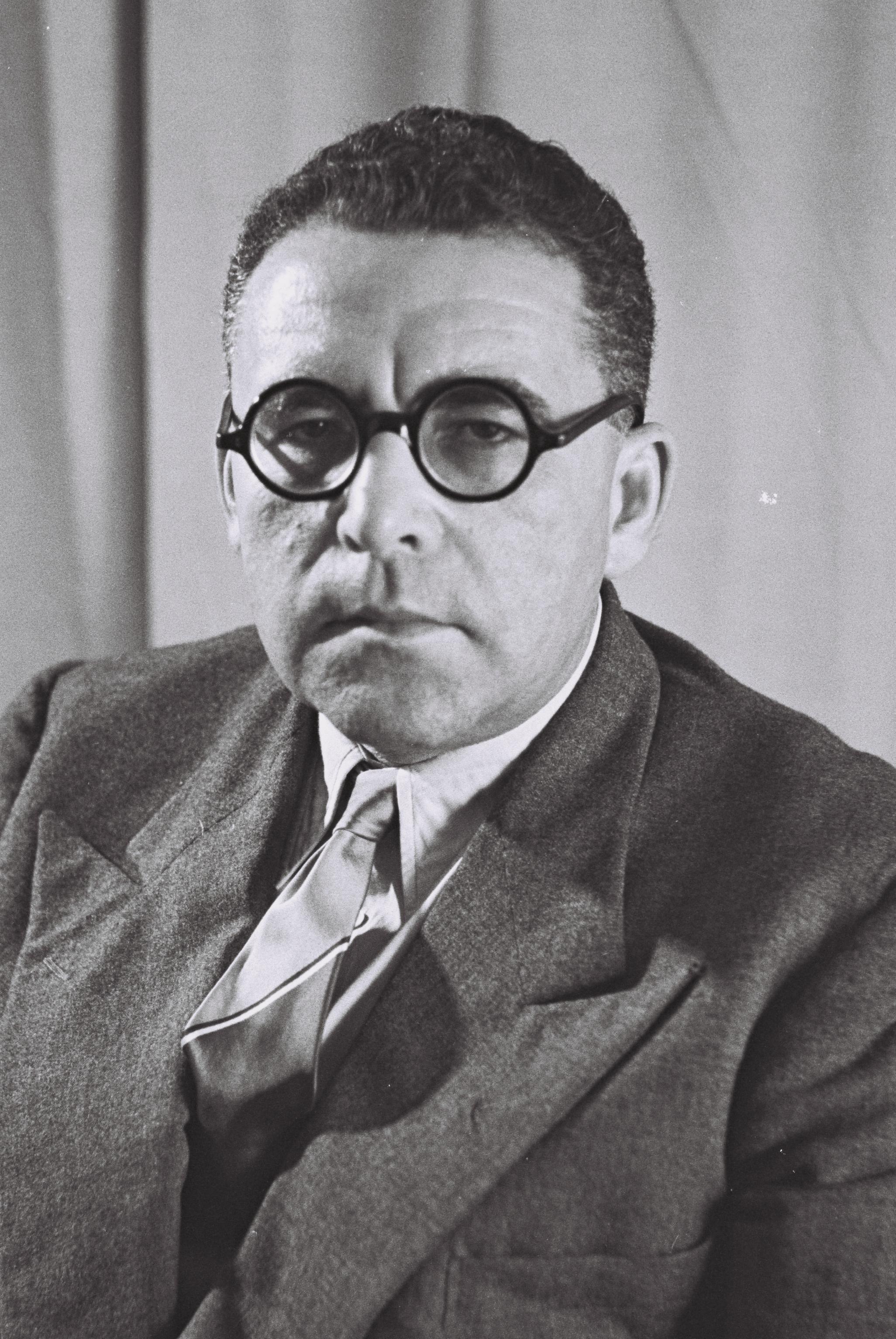 Yizhar Harari.jpg