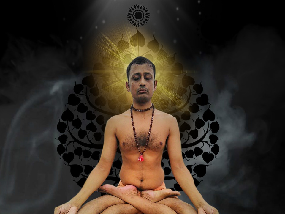 https://upload.wikimedia.org/wikipedia/commons/9/93/Yogi_Biswa_Yoga_Guru_and_Spiritual_Healer.jpg