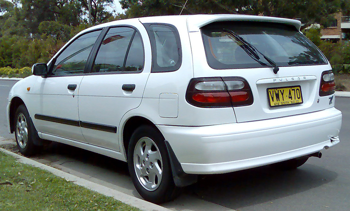 Nissan pulsar 5 door hatch #10