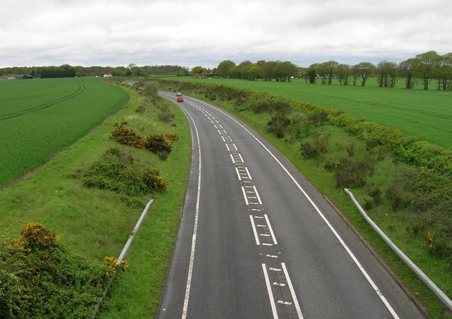 File:A133 towards Colchester - geograph.org.uk - 2946325.jpg