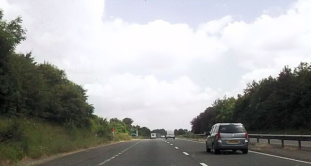 File:A303 at Maperton Ridge - geograph.org.uk - 4057183.jpg