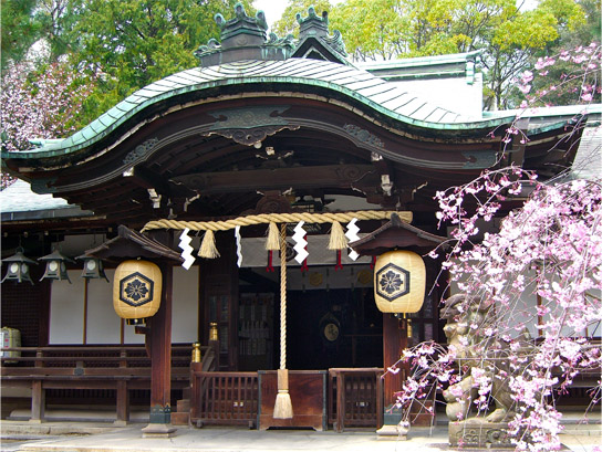 File:Ashiyajinja.jpg