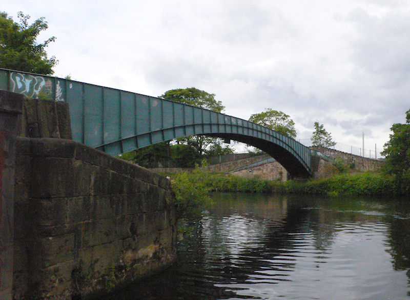 File:Bridge 13 - geograph.org.uk - 2538164.jpg