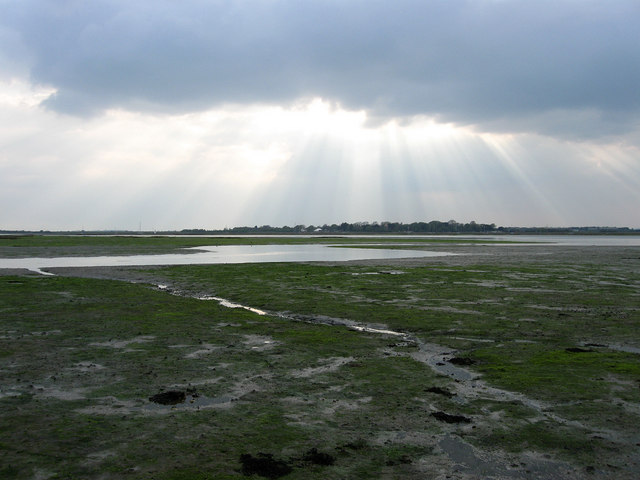 File:Cobnor Rithe - geograph.org.uk - 1262985.jpg