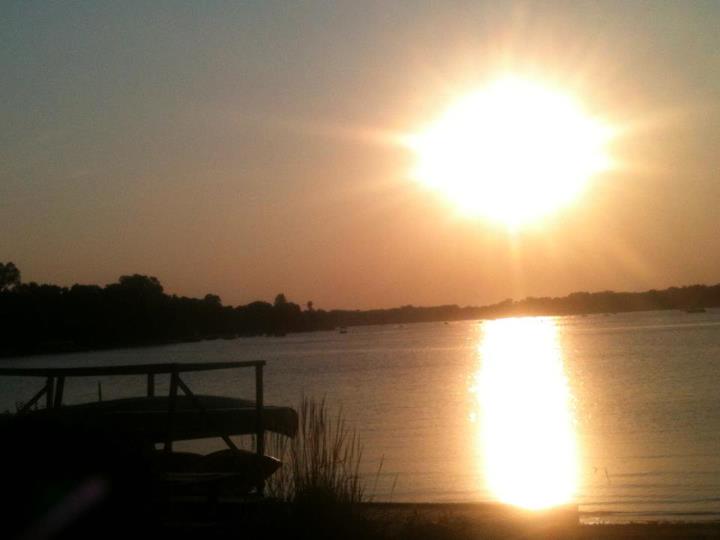 File:Crystal Lake Illinois Sunset over lake.jpg