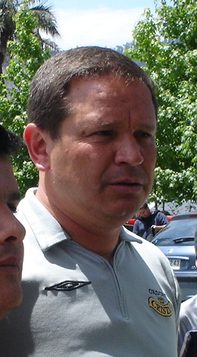 <span class="mw-page-title-main">Cristian Saavedra</span> Chilean footballer and manager (born 1961)