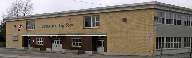 File:Ellenvale Junior High.jpg