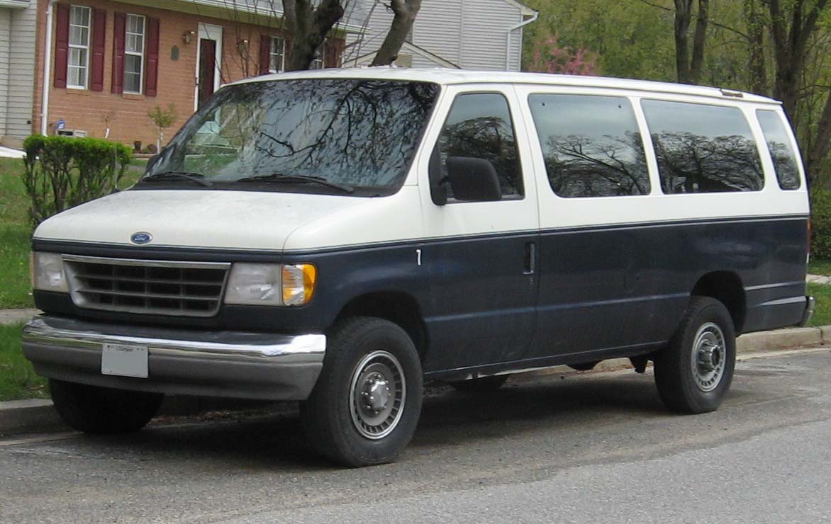 93 ford sales club wagon