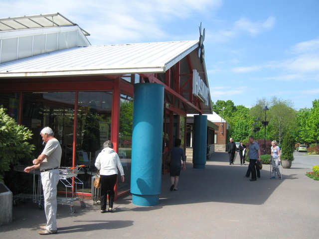 File:Haskins Garden Centre - geograph.org.uk - 2380782.jpg