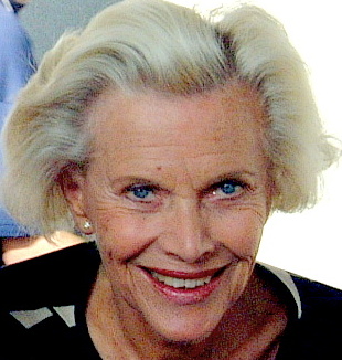 File:Honor Blackman 2000 (cropped).jpg