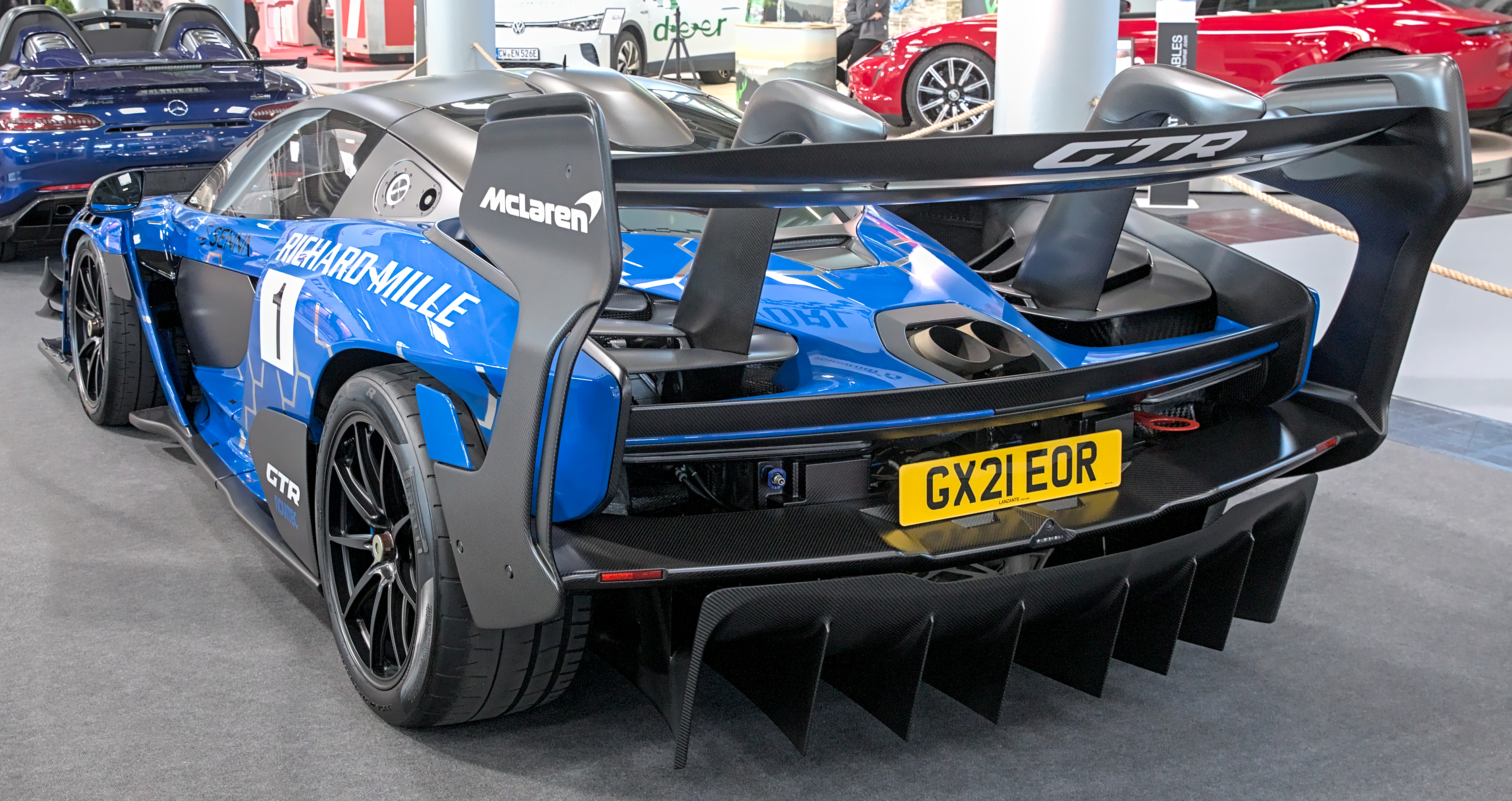 MCLAREN Senna GTR 2020