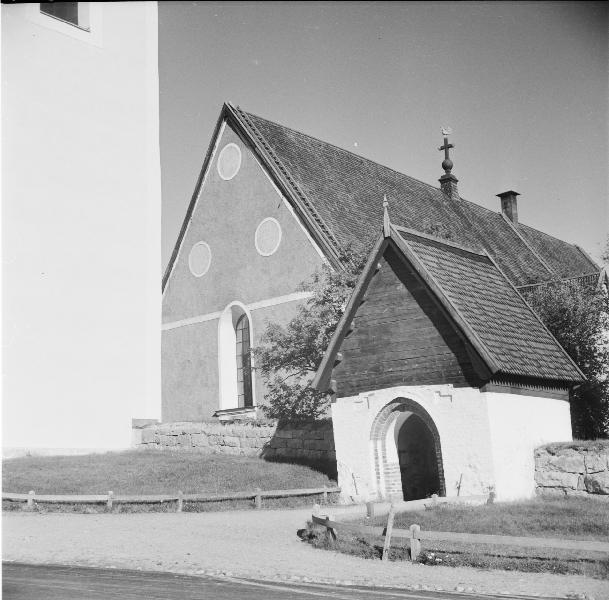 File:Nederluleå kyrka (Gammelstads kyrka) - KMB - 16000200149947.jpg