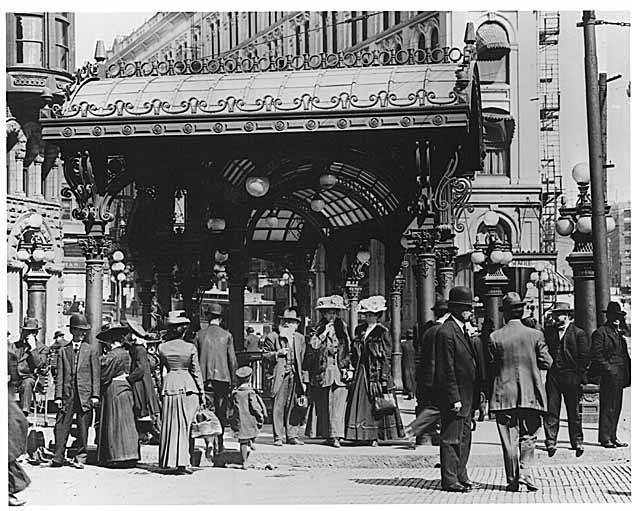 File:People under Pioneer Square pergola, Seattle, ca 1910 (MOHAI 3134).jpg