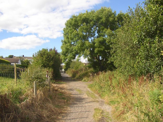 File:Quaker Lane, Liversedge - geograph.org.uk - 548126.jpg