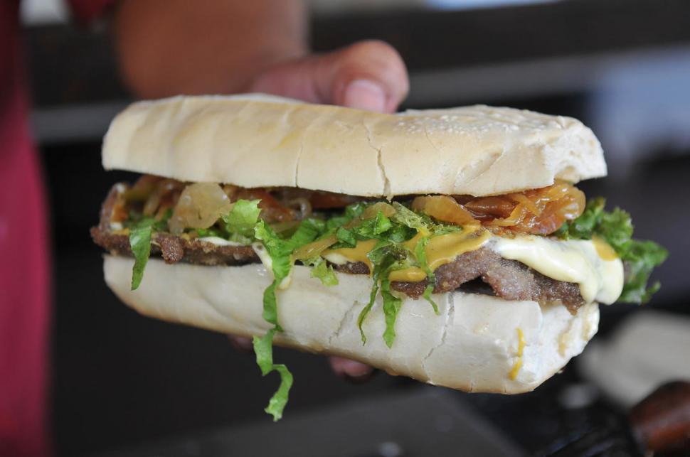 Featured image of post Sanguche Sandwich De Milanesa Tucumano 5 armar el sanguche y a disfrutar